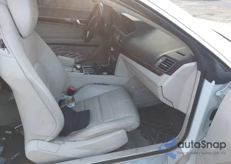 2014 Mercedes-Benz E 350 z USA, uszkodzony, nr VIN WDDKJ5KB1EF259026